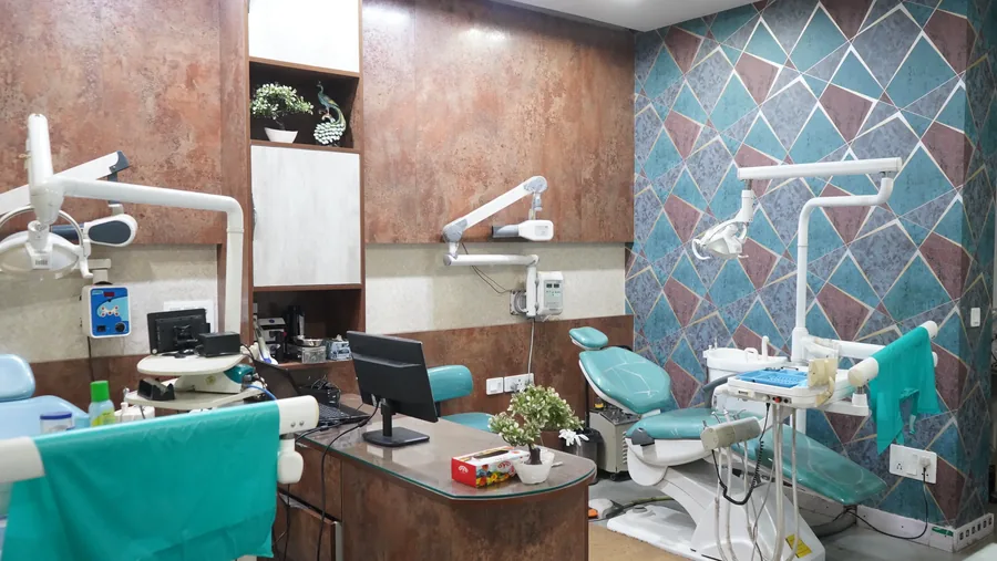 Dental treatment room